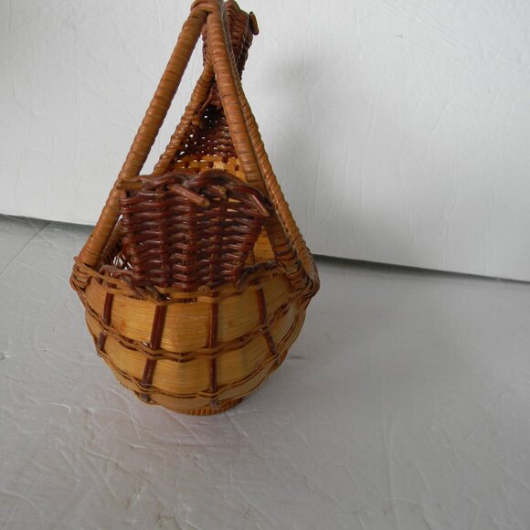 SMALL WICKER/STRAW GOOSE/DUCK BASKET FARMHOUSE COUNTRY - Picture 6 of 8